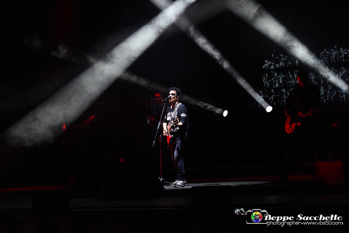 VBS_4038 - Concerto Edoardo Bennato - Peter Pan Rock 'n' Roll Tour.jpg